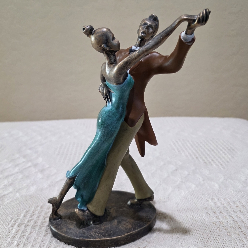 Share Vintage Summit Collection TANGO "Let's Dance" Series Resin Statue Figurine